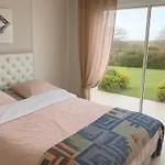 La Taniere Au Chant Des Oiseaux 빌라 *